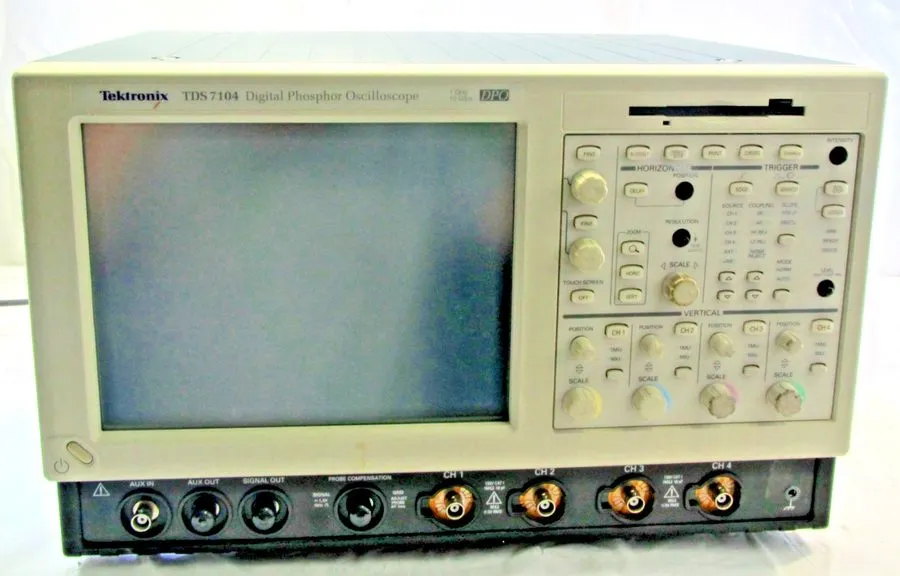 Осциллограф Tektronix TDS7104 1GHz 4ch 10GS/s Digital Phosphor Oscilloscope