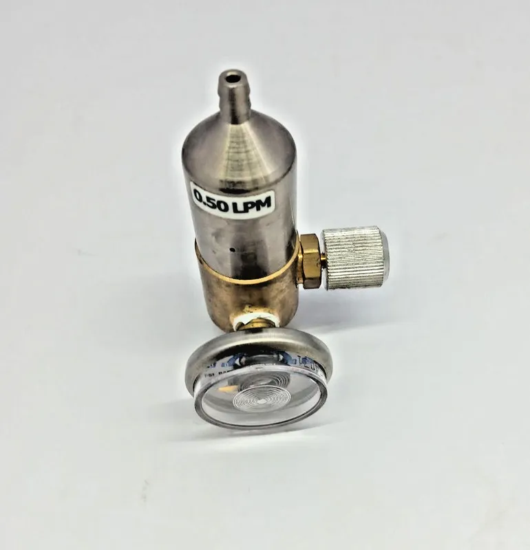 Трубопроводная арматура Calgaz Model 713 Gas Regulator 0.5 LPM R25022 / YC CGA60