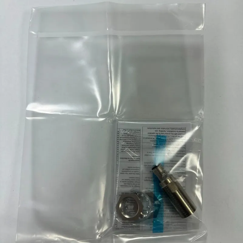 Датчик приближения Omron E2E-X8C118-M1 Proximity Sensor