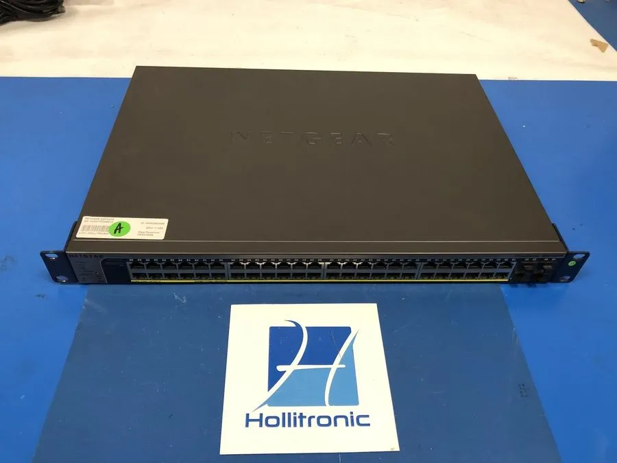 Коммутатор NETGEAR GS752TP 48-Port Gigabit PoE+ Smart Pro Switch with 4 SFP Port