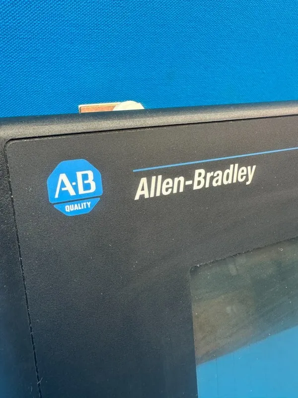 Панель оператора Allen-Bradley 2711-T10C15X PanelView 1000 Series-B Operator Int