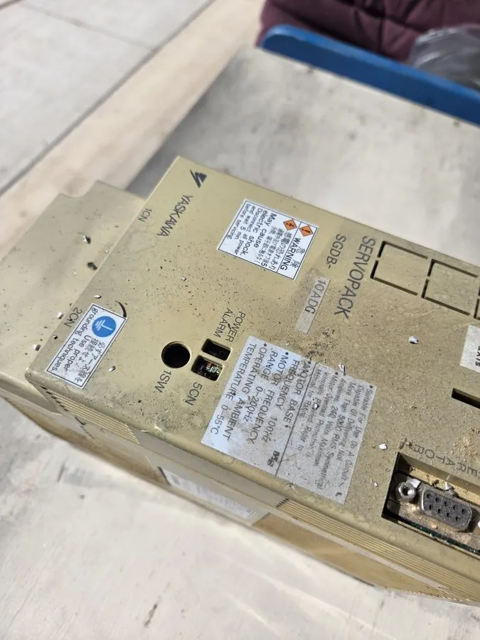 Сервопривод YASKAWA SGDB-10ADG servopack 0.85kw 1.14hp