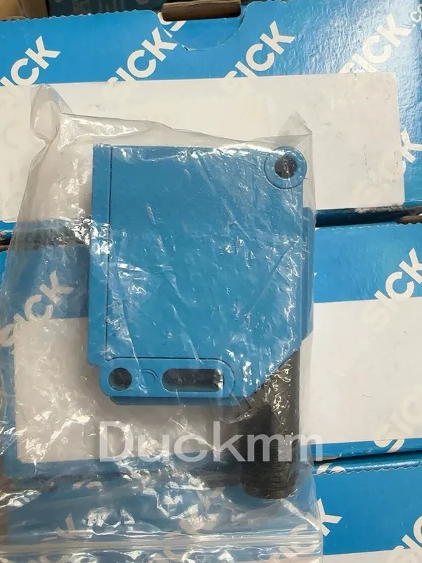Фотоэлектрический датчик SICK 30V PHOTOELECTRIC SENSOR WS12-3D2430 I-283