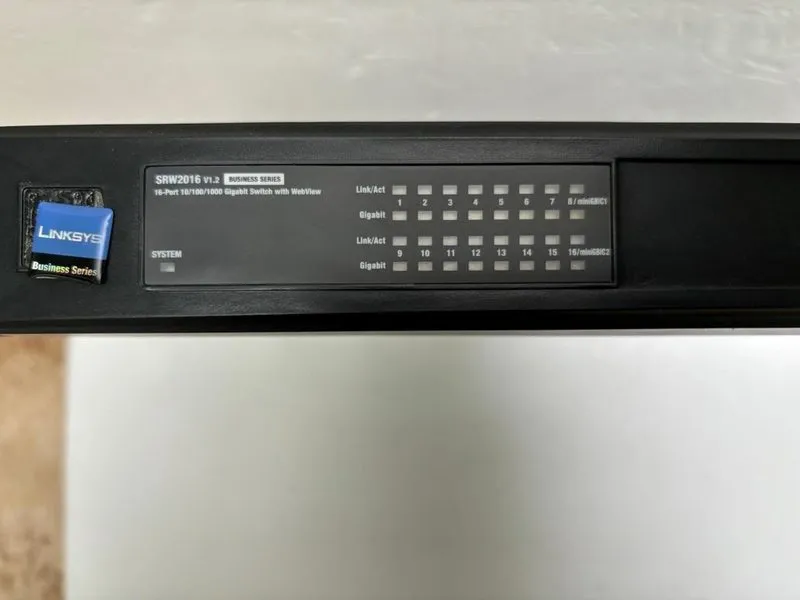 Коммутатор Linksys Cisco SRW2016 V1.3 16-Port Gigabit Switch with Webview — фото лота 1