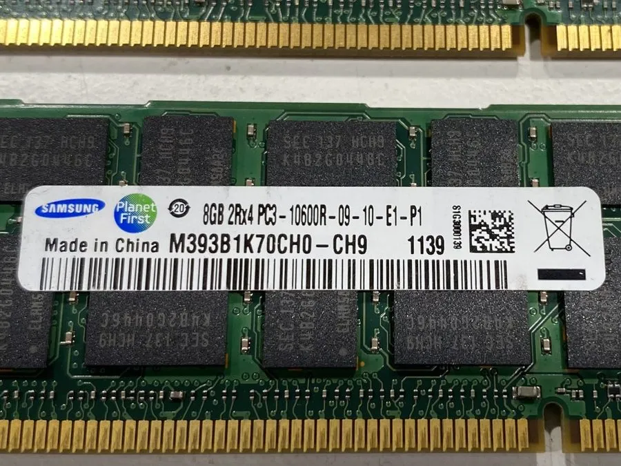 Модуль памяти Samsung M393B1K70CH0-CH9 8GB DDR3 1333 (PC3-10600) CL19 RDIMM RAM — фото лота 1