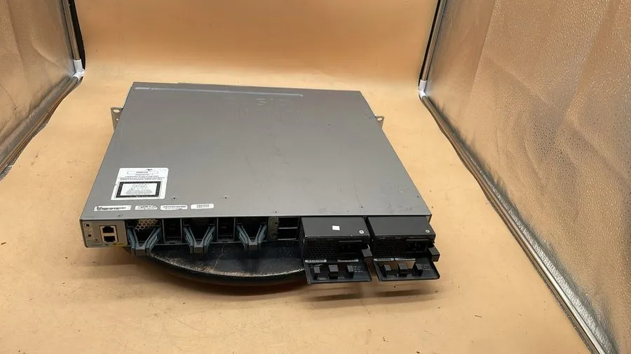 Коммутатор Cisco WS-C3850-48P L V06 48-Port GigE PoE Switch with C3850-NMN-2-10G