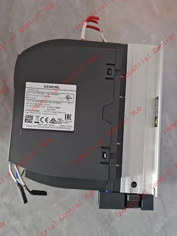 Частотный преобразователь Siemens 6SL3210-5BE21-5UV0 SINAMICS V20 1.5kW VFD Freq — фото лота 2
