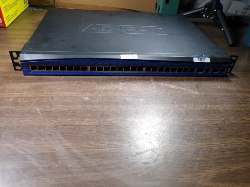 Коммутатор Adtran NetVanta 1335 PoE 24-Port Switch 1700525E2