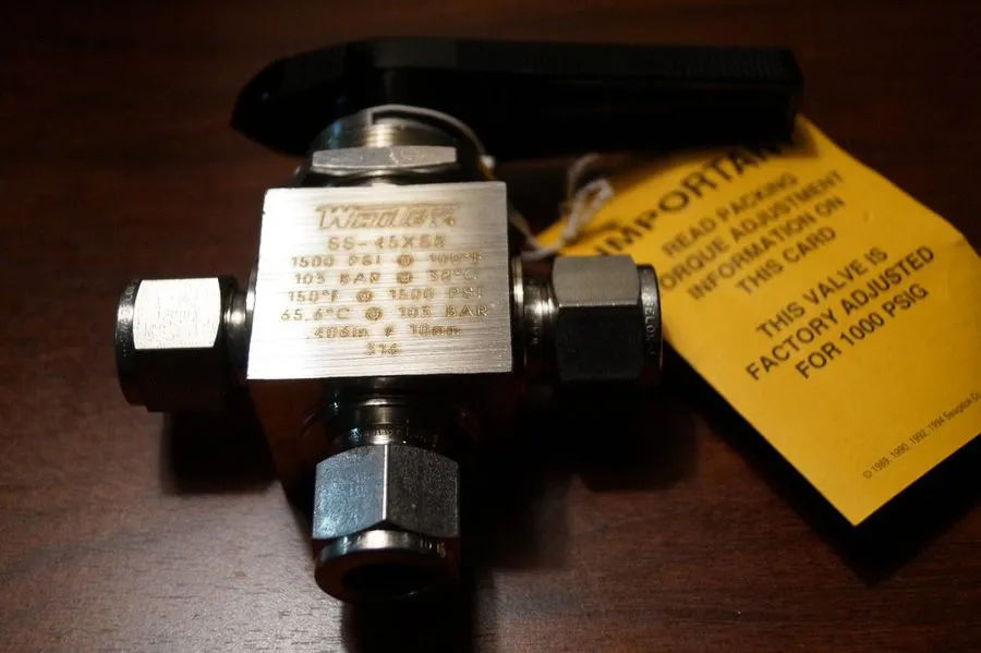 Клапан Swagelok SS-45XS8 Stainless Steel Ball Valve