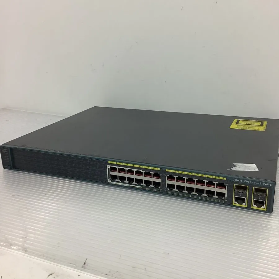 Коммутатор Cisco Catalyst 2960 SI PoE-24 / WS-C2960- -S / 24-Port switch