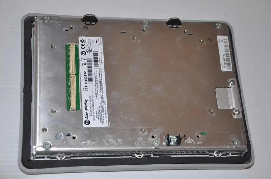 Панель оператора Allen-Bradley 2711P-RDT7C FACTORY PanelView Plus 700