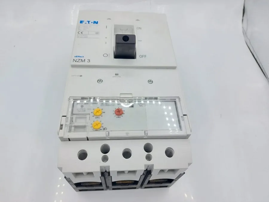 Автоматический выключатель Eaton NZMN3-ME350 350A 3 Pole Motor Protection Circui — фото лота 2