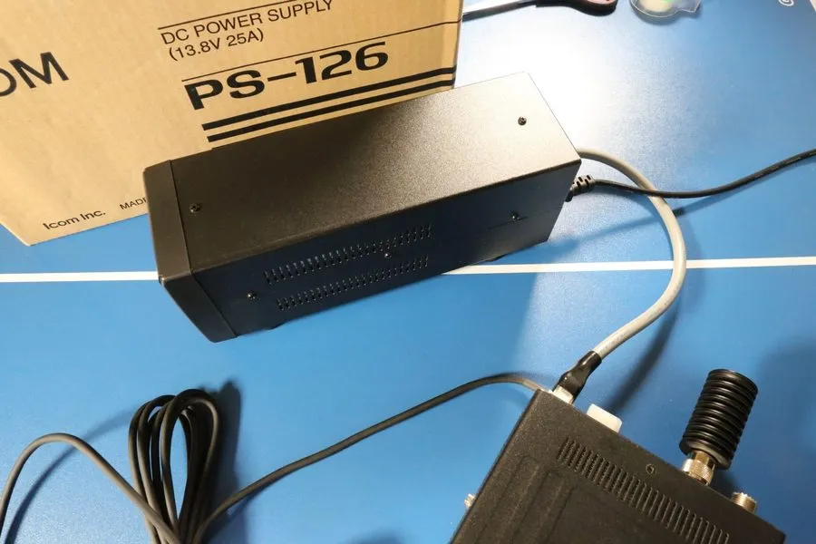 Блок питания Icom PS-126 13.8V 25A Power Supply 117V US 4-Pin Owner Box — фото лота 1