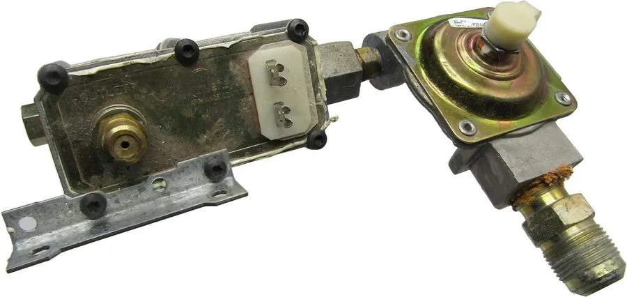 Трубопроводная арматура Y-68158-14 + Y-68506-61 GE/Samsung Gas Valve & Pressure  — фото лота 1