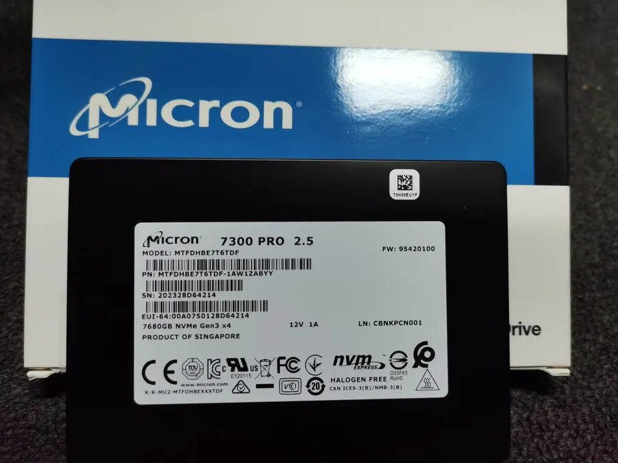 SSD-накопитель Micron 7.68TB NVMe U.2 PCIe Gen 3.0 x4 RI SFF 2.5" SSD 7300 PRO M