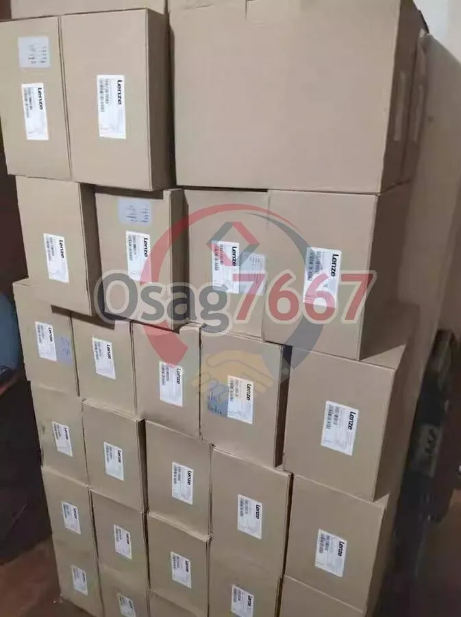 Сервопривод Lenze EVS9321-ET Inverter Servo Drive