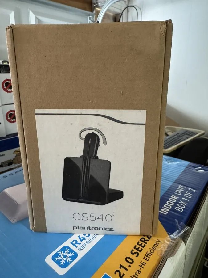 IP-телефон Plantronics Poly CS540 DECT Mono Wireless Headset, Desk Phone, NC