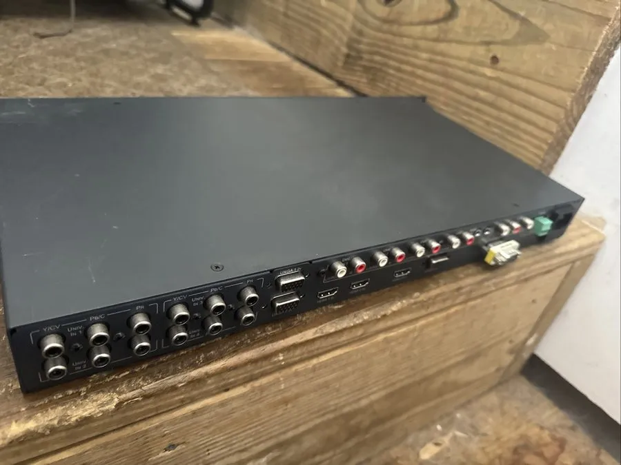 Видеокоммутатор Kramer VP-728 9-Input HDMI HQV Digital Presentation Switcher/Sca