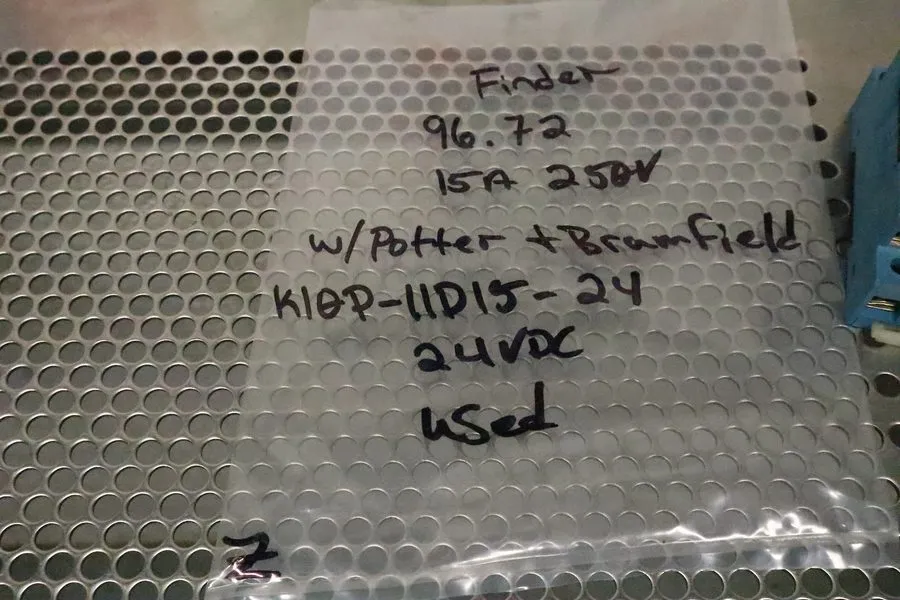 Реле Potter & Brumfield K10P-11D15-24 Relay 24VDC W/ Finder 96.72 15A 250V Socke — фото лота 1
