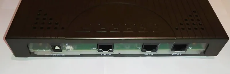 VoIP-шлюз Patton SmartNode SN4120 Gateway VoIP 2BRI + 4FXS Enterprise — фото лота 1