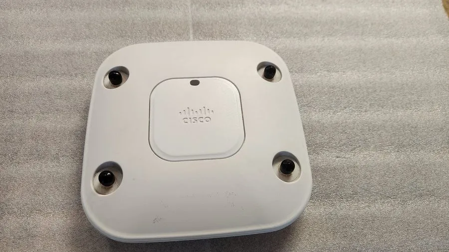 Точка доступа Wi-Fi Cisco Aironet AIR-CAP3602E-B-K9 802.11n Dual Band Wireless W — фото лота 1