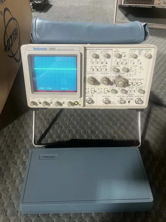 Осциллограф Calibrated TEKTRONIX 2465 300MHz 4 Channel OSCILLOSCOPE — фото лота 1