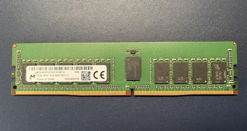 Модуль памяти Micron MTA18ASF2G72PZ-2G3B1 16GB DDR4-2400 2RX8 ECC REG RoHS