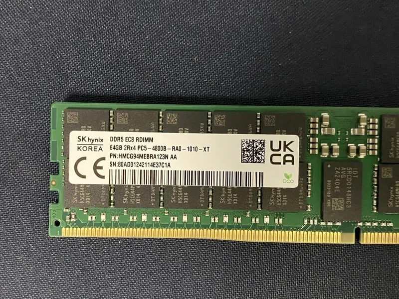 Модуль памяти HYNIX HMCG94MEBRA123N 64GB PC5-38400R DDR5-4800 2Rx4 ECC RDIMM