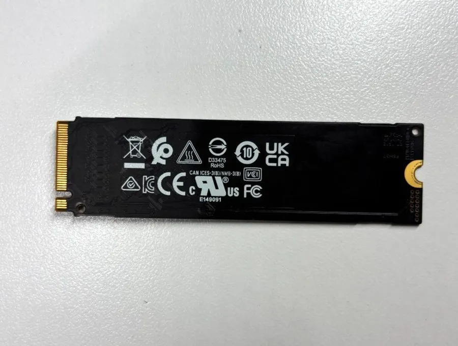 SSD-накопитель Samsung PM991a PCIe NVMe M.2 1TB SSD MZ-VLQ1T0B Solid State Drive