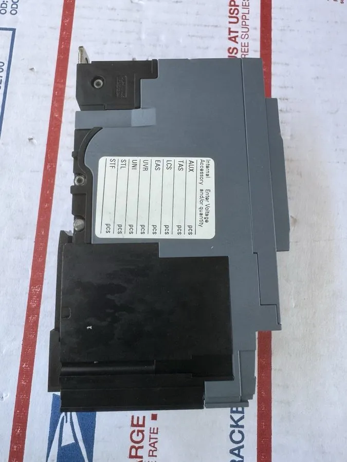 Автоматический выключатель 1 Siemens 3VA4130-6ED34-0AA0 480V 3-Pole Circuit Brea — фото лота 2