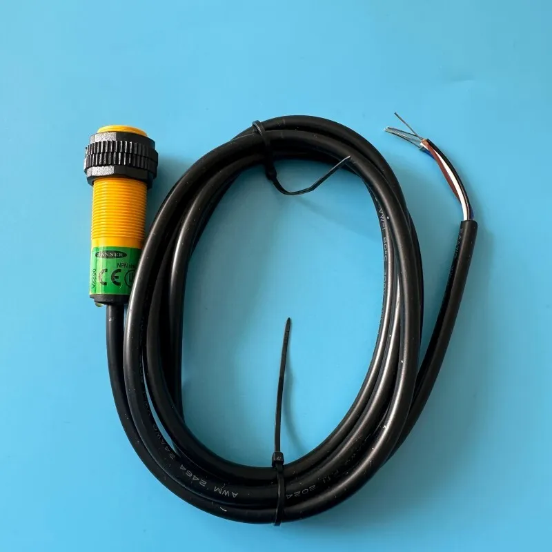 Фотоэлектрический датчик Banner S18SN6D Photoelectric Sensor 10-30VDC 150mA max