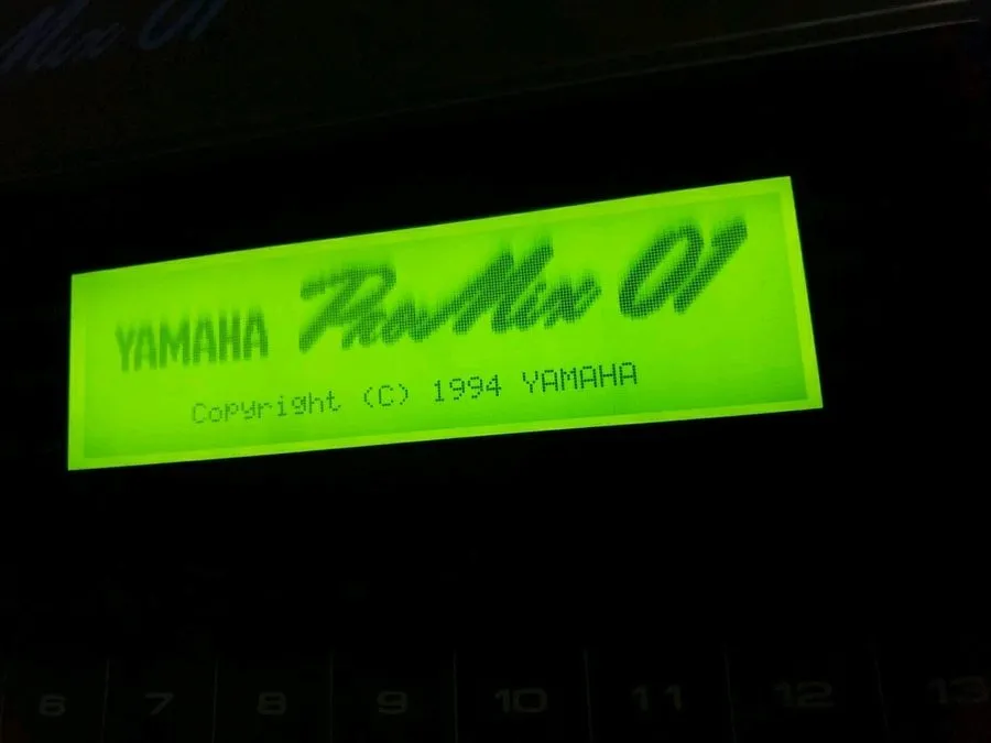 Микшерный пульт Yamaha ProMix01 16 Channel Digital Mixer Programmable Audio Mixi — фото лота 4