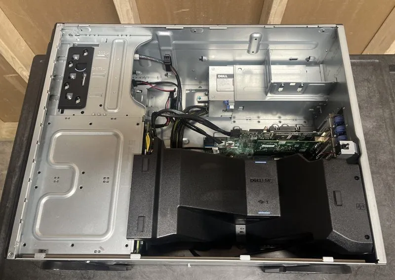 Сервер Dell PowerEdge T340 Intel Xeon E-2186G@3.8GHz 32GB Ram NO HDD H730 Raid N — фото лота 4