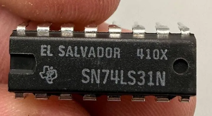 Микросхема Texas Instruments SN74LS31N Hex Delay Element Logic IC DIP-16 NOS