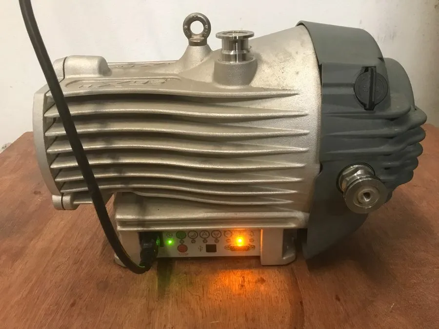 Насос Edwards nXDS10iC / Corrosive Resistant Dry Scroll Vacuum Pump / A73602983