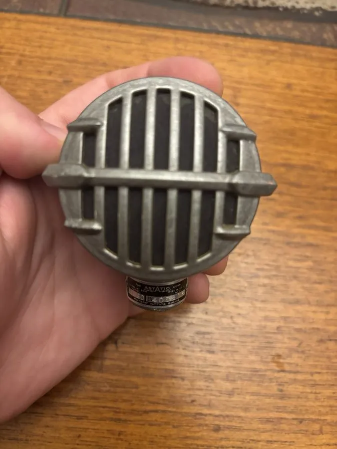 Микрофон Vintage Astatic JT-30 Microphone w/ Shure 99A86KB Element — фото лота 2