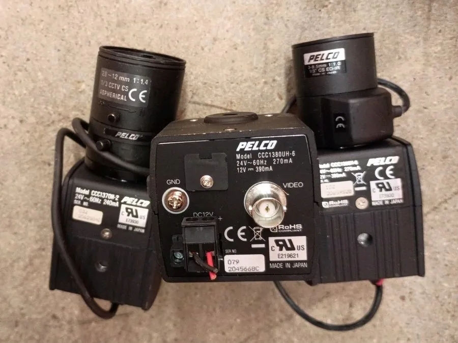 Камера Pelco CCC1370H-2,CCC1380UH CCC1390H Security Color Mini Camera