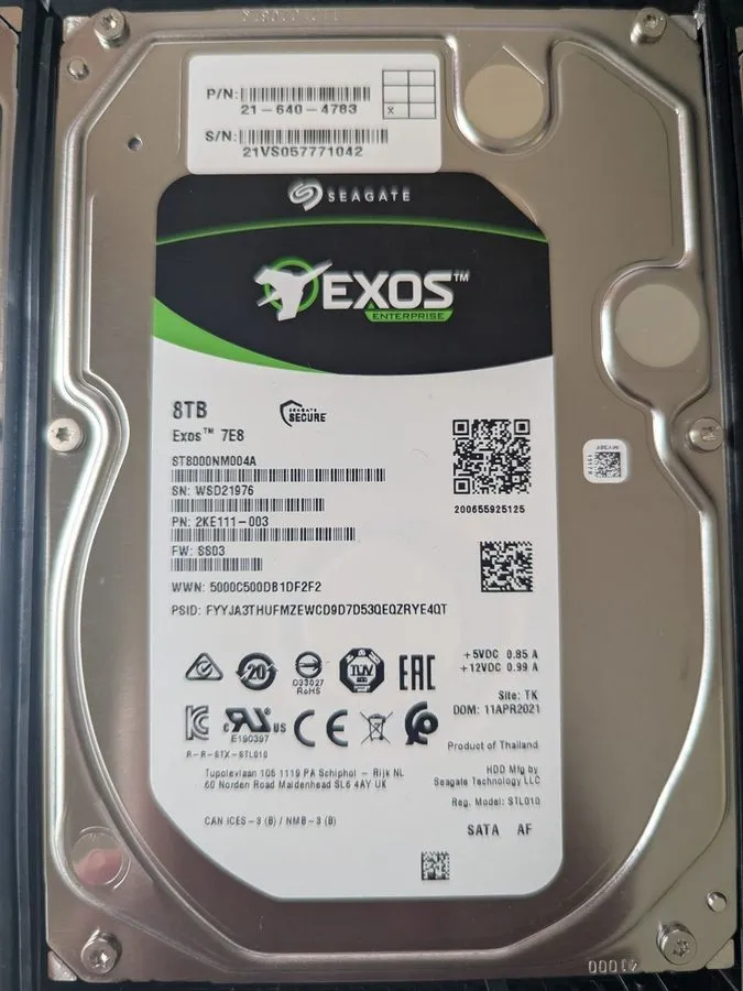 Жёсткий диск 8TB Seagate EXOS 7E8 ST8000NM004A Enterprise SATA hard drive 18 pow