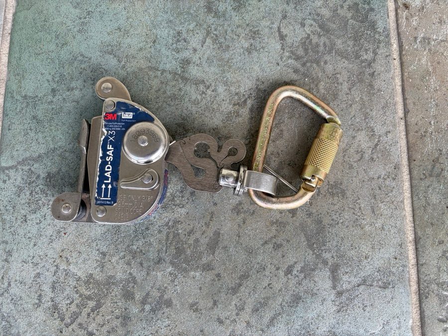 Складское оборудование Inspected! DBI-SALA 6160054 Lad Saf Fall Protection Safet