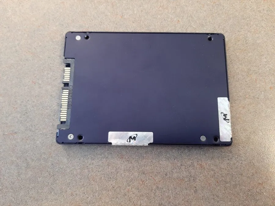 SSD-накопитель 06CNXC Micron 5100 ECO 960GB 2.5" SATA SSD MTFDDAK960TBY 6CNXC 90 — фото лота 1