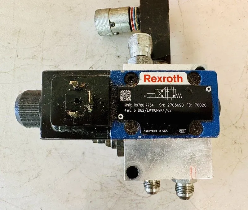 Пневмоклапан Rexroth R978017734 Directional Spool Valve Plus Attached- Damian 05