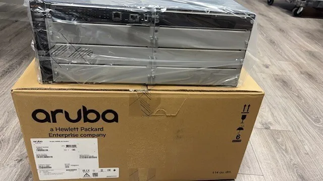 Коммутатор HP J9821A 5406R ZL2 SWITCH CHASSIS F/S