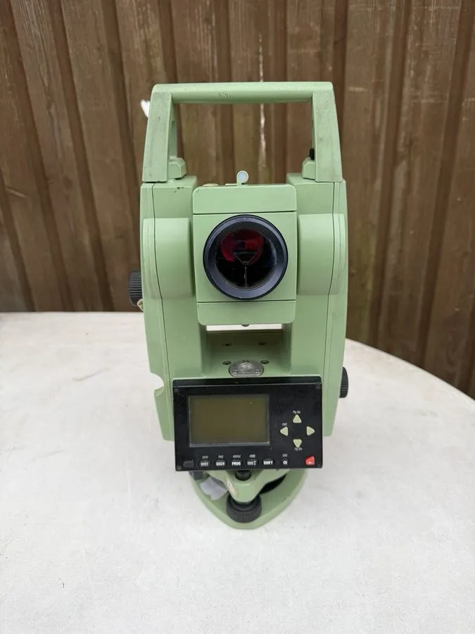Тахеометр Leica TCR307 Power Total Station