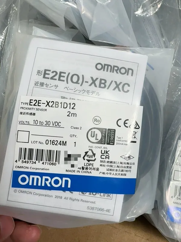 Индуктивный датчик 1pc OMRON E2E-X2B1D12 Proximity Sensor