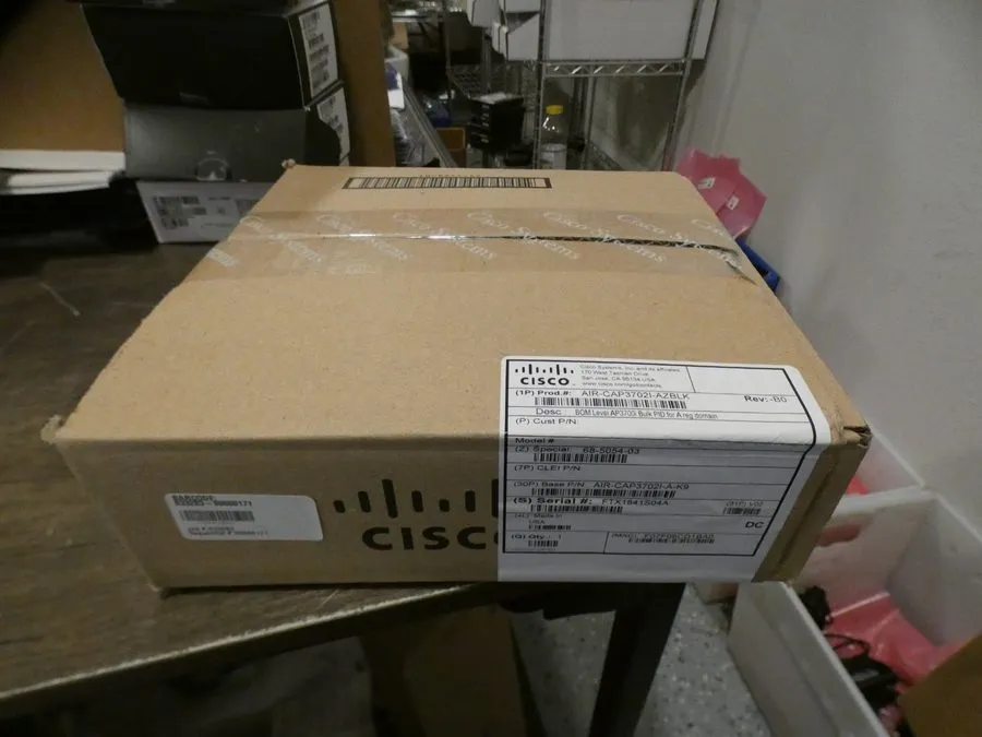 Точка доступа Wi-Fi Cisco AIR-CAP3702I-A-K9 Aironet 3700 Wireless Access Point 8