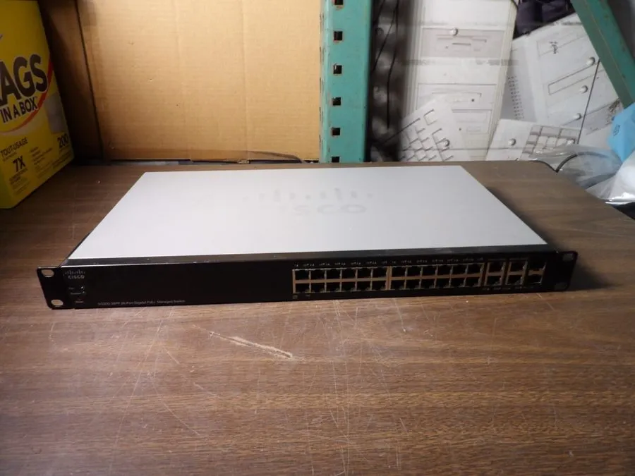 Коммутатор CISCO SG300-28PP 24PORT SWITCH