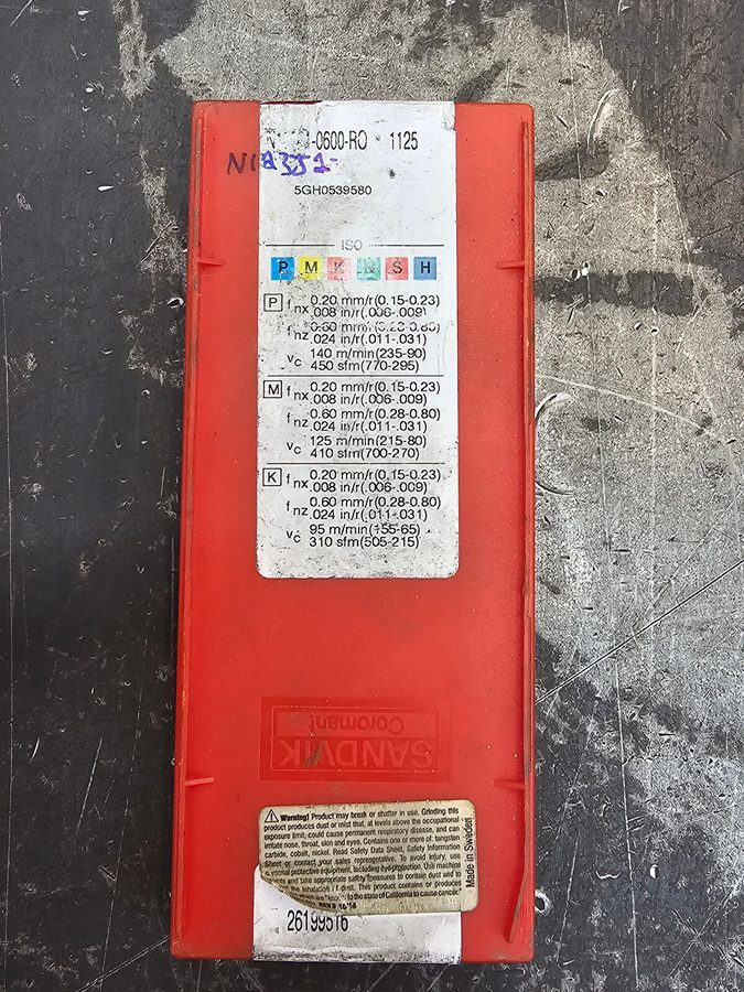 Режущий инструмент Sandvik N123J1-0600-RO N123J1-0600-R0 1125 Carbide Grooving P