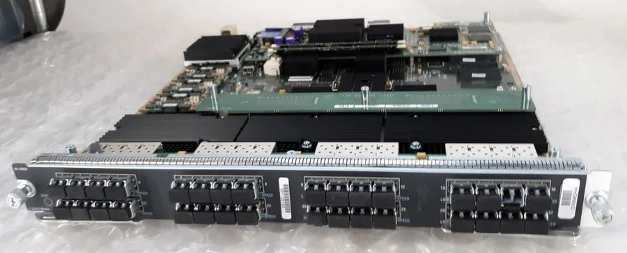 Коммутатор Cisco DS-X9032 Switch Module 32 Port 1/2 GBPS Fibre Channel Module MD