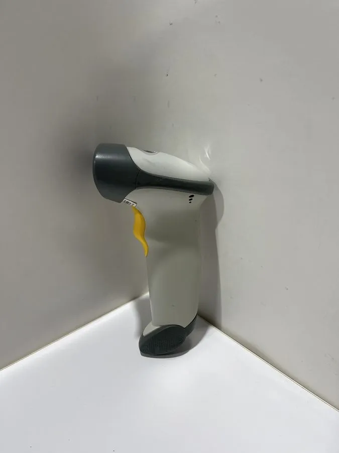 Сканер штрих-кода Motorola Symbol LS2208-SR20001R USB Barcode Scanner 2208