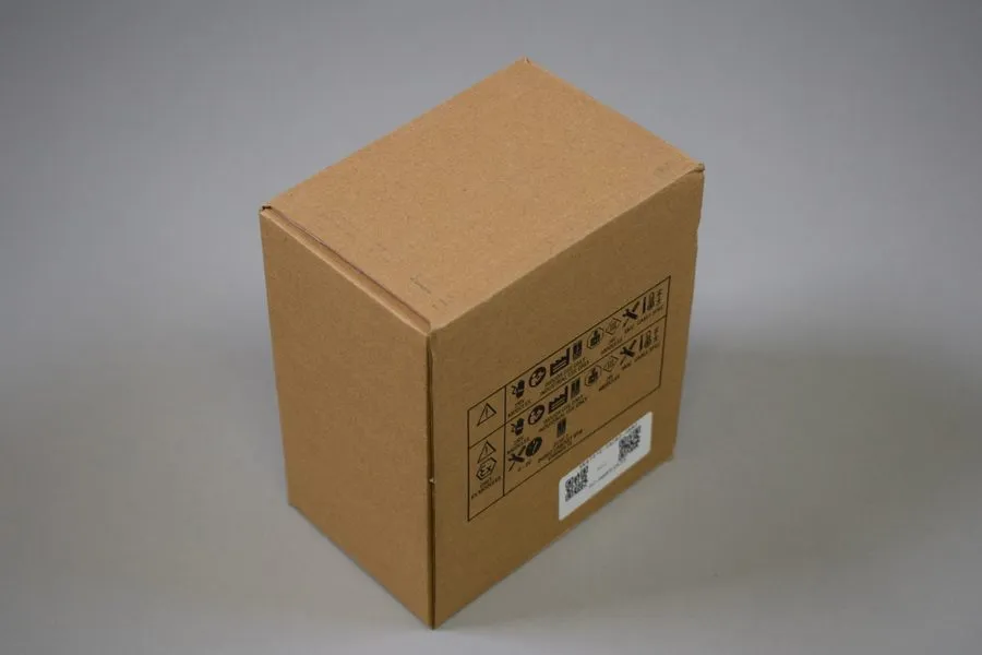 New. Siemens 6ES7972-0AC80-0XA0